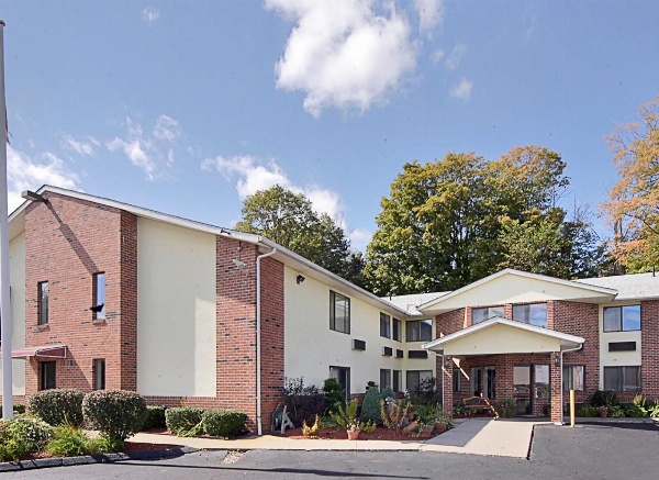 Riverdale Inn image 1